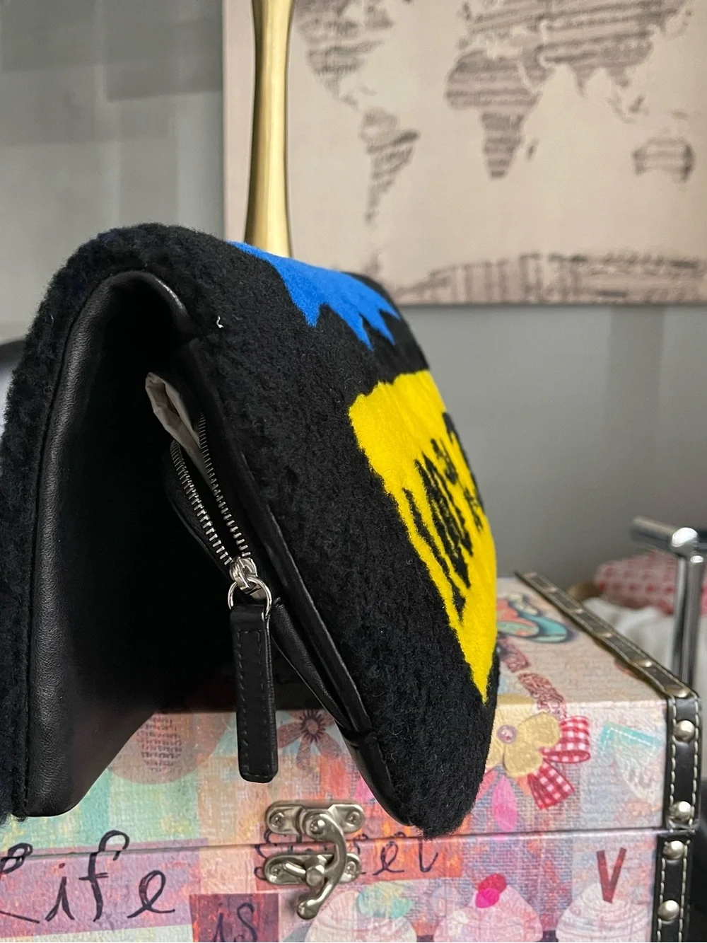 CHANEL bold clutch